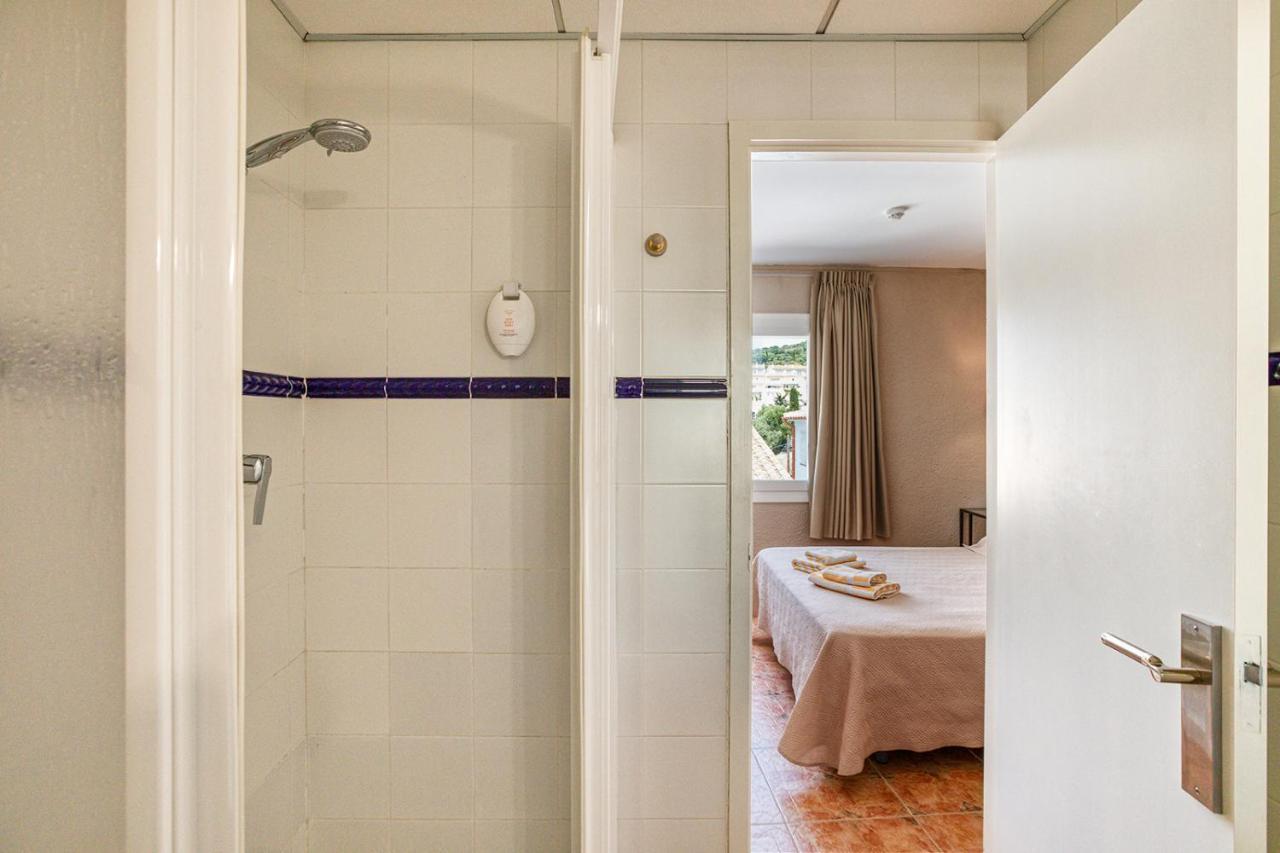 Bed and Breakfast La Fonda Cadaqués Zewnętrze zdjęcie