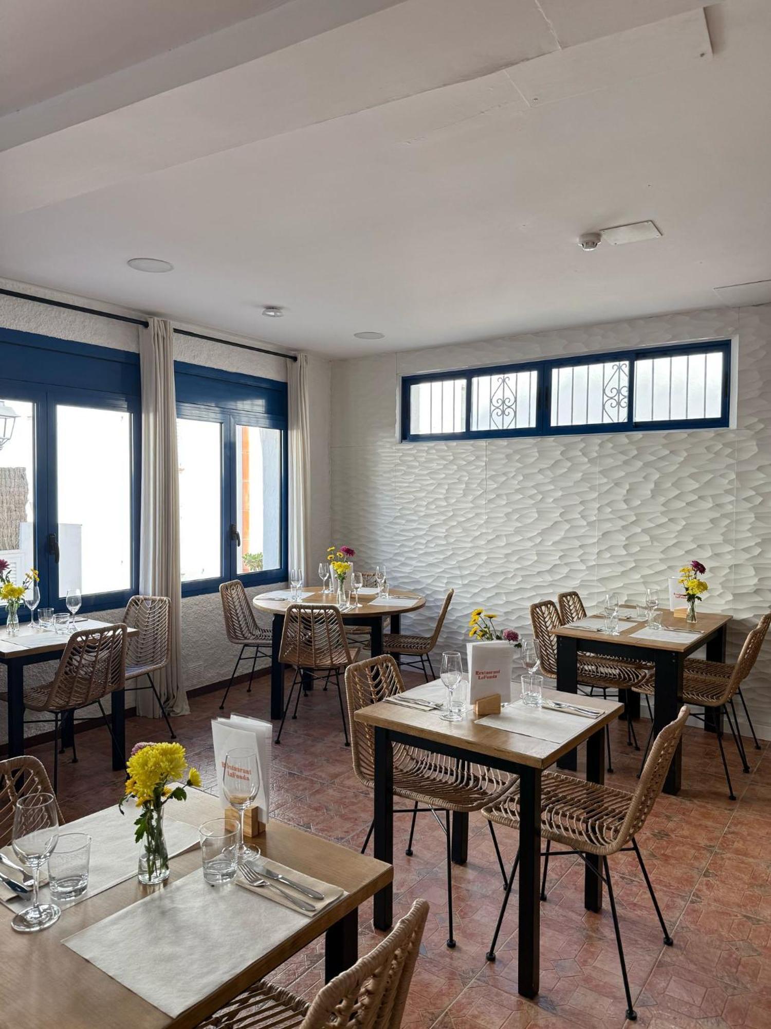 Bed and Breakfast La Fonda Cadaqués Zewnętrze zdjęcie